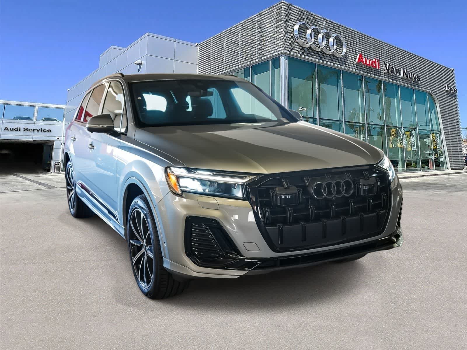 Thumbnail: 2026 Audi Q7 - 3