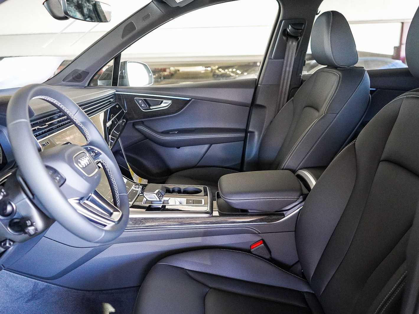 Thumbnail: 2026 Audi Q7 - 19