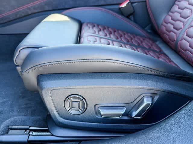 Thumbnail: 2026 Audi RS 7 - 21