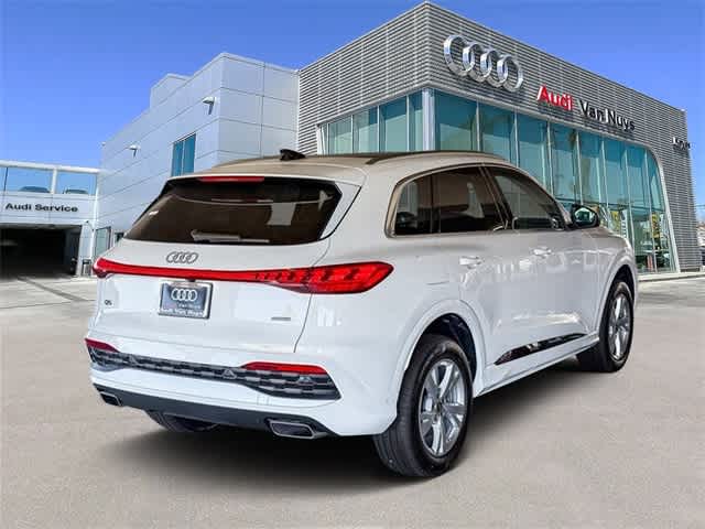 Thumbnail: 2025 Audi Q5 - 4