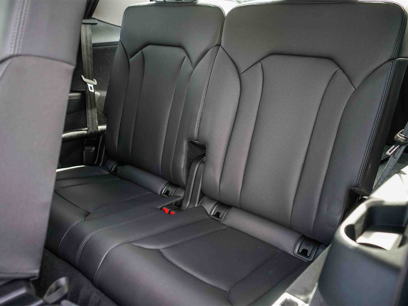 Thumbnail: 2023 Audi Q7 - 17