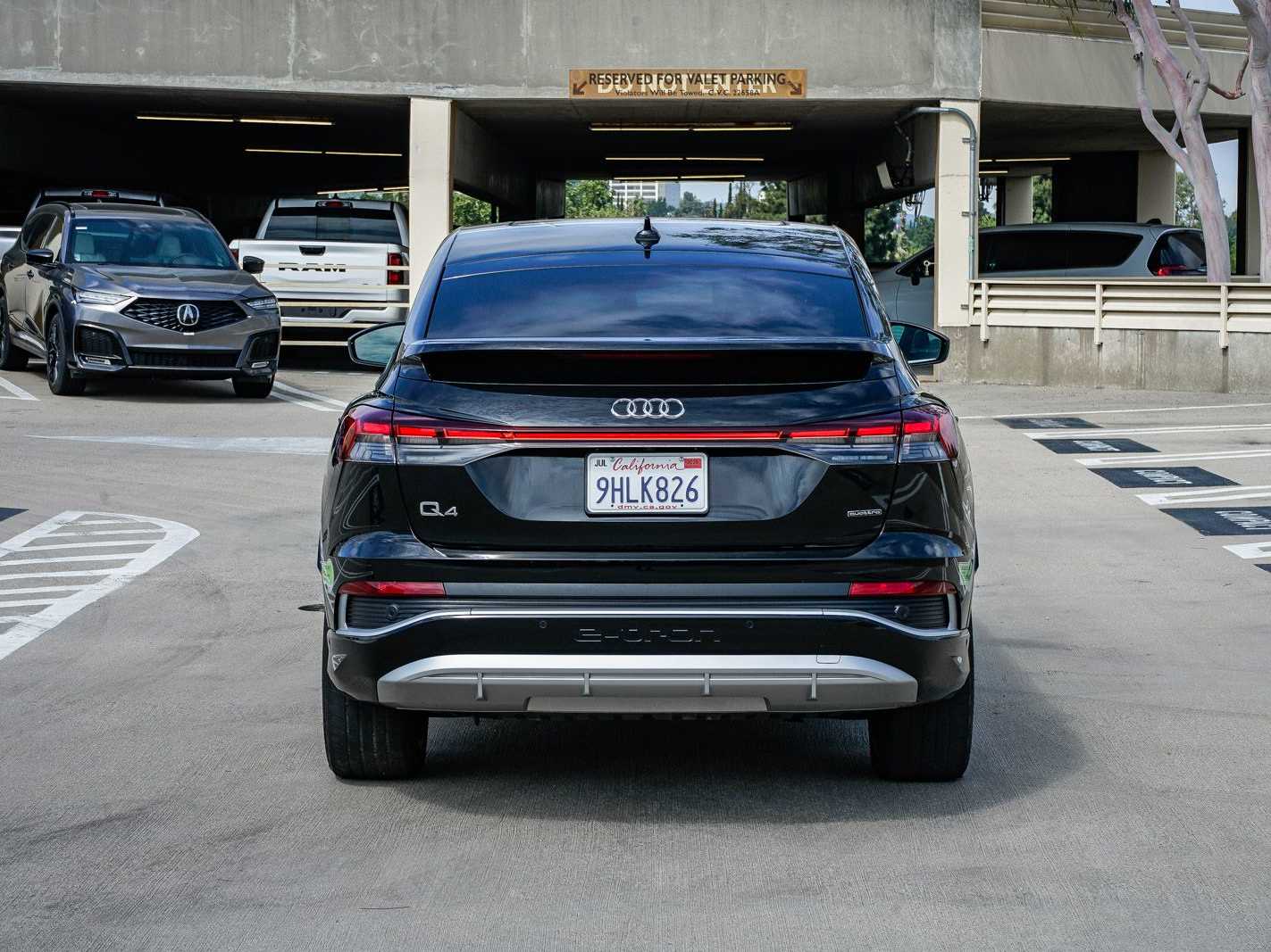 Thumbnail: 2023 Audi Q4 e-tron - 3