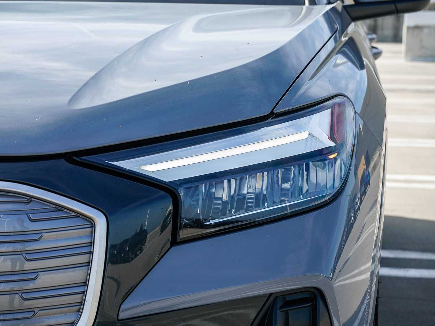 Thumbnail: 2023 Audi Q4 e-tron - 7