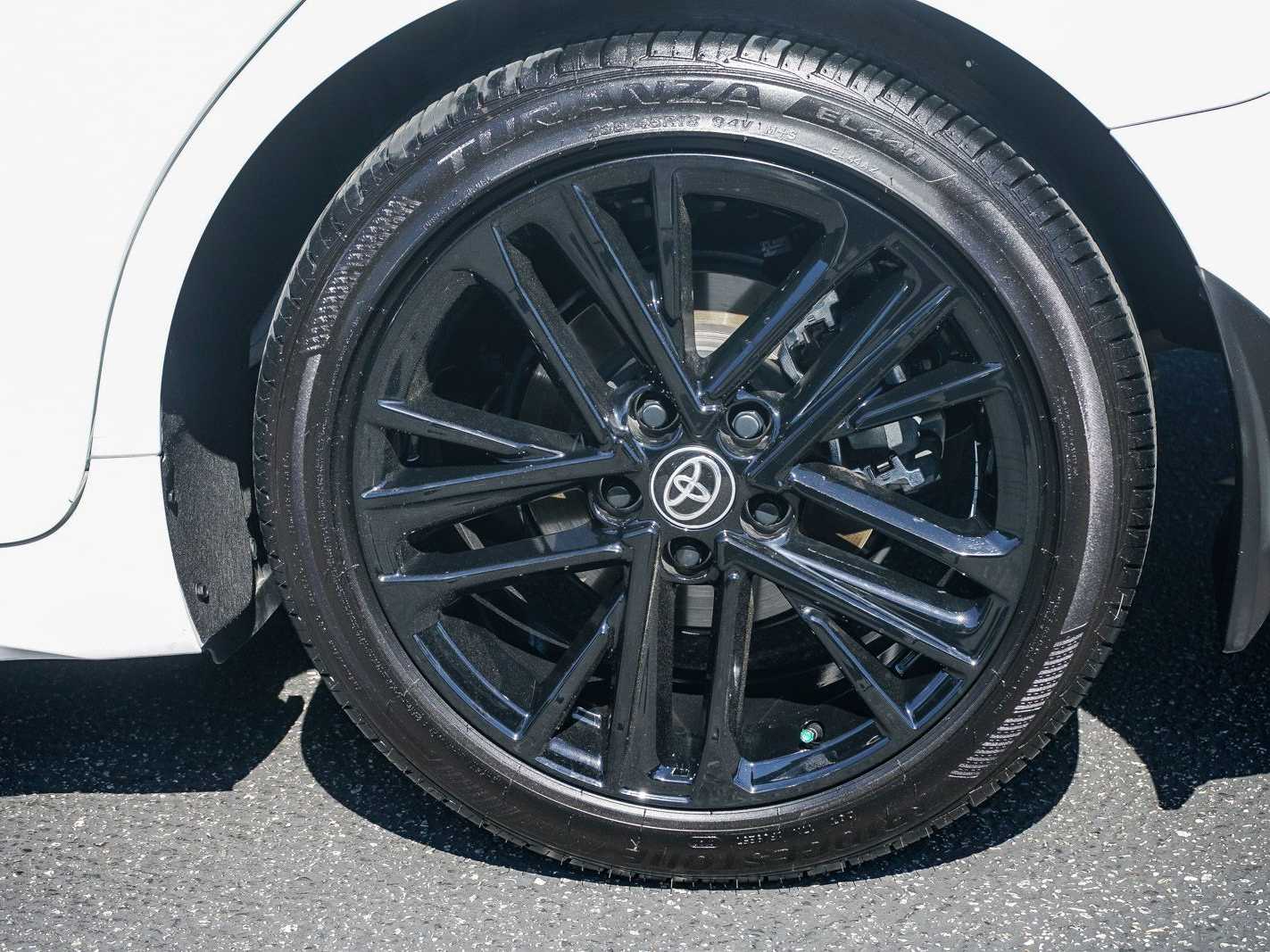 Thumbnail: 2025 Toyota Camry - 10