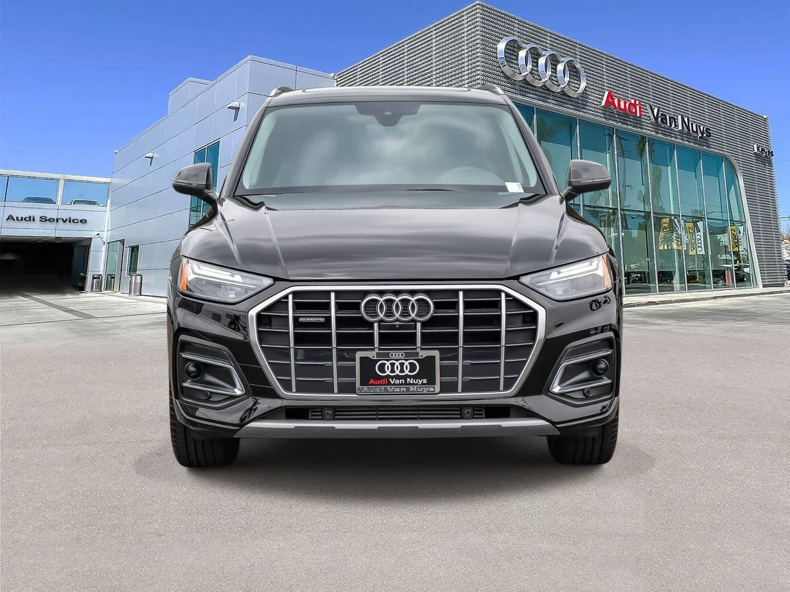 Thumbnail: 2023 Audi Q5 - 6