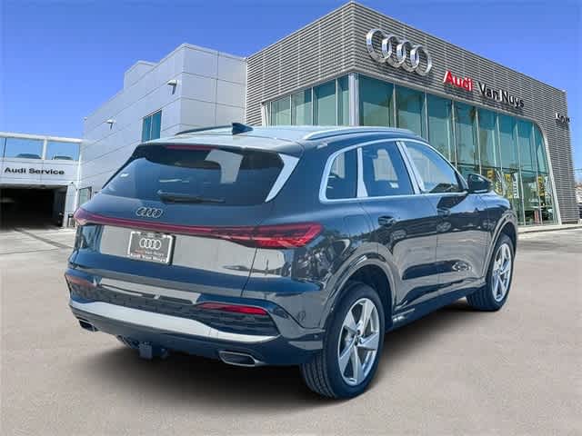 Thumbnail: 2025 Audi Q5 - 4