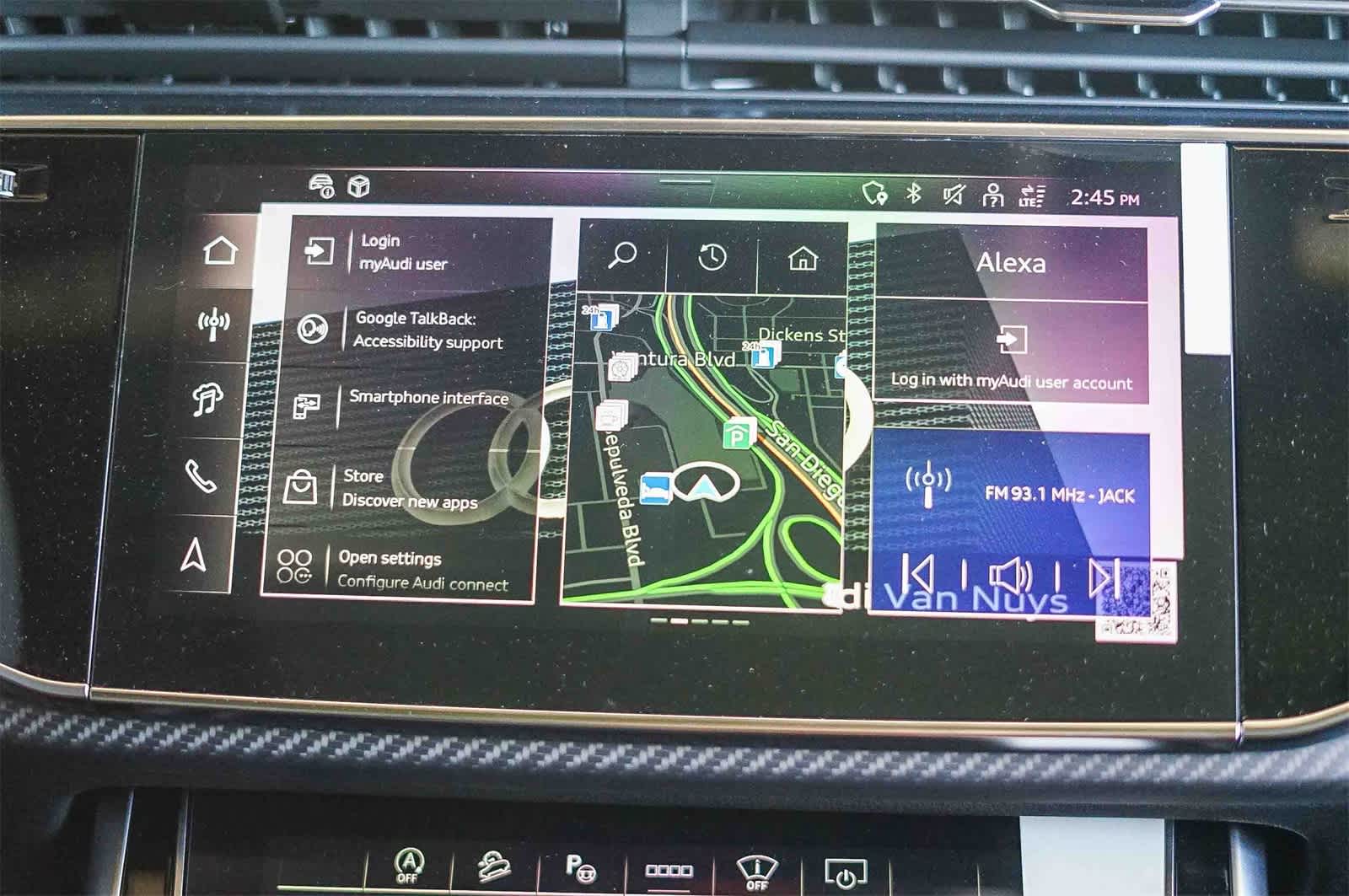 Thumbnail: 2025 Audi RS Q8 - 15