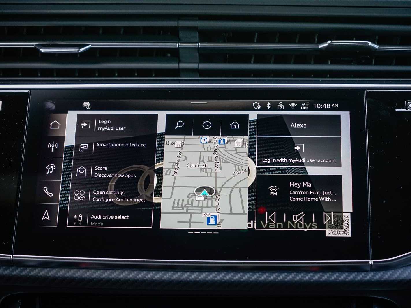 Thumbnail: 2026 Audi SQ8 - 14