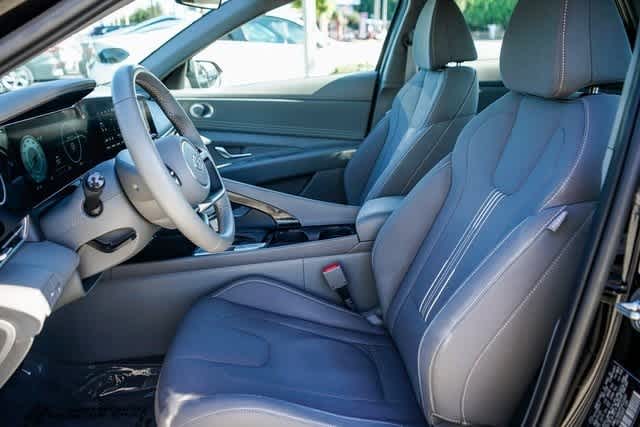 Thumbnail: 2023 Hyundai Elantra - 16