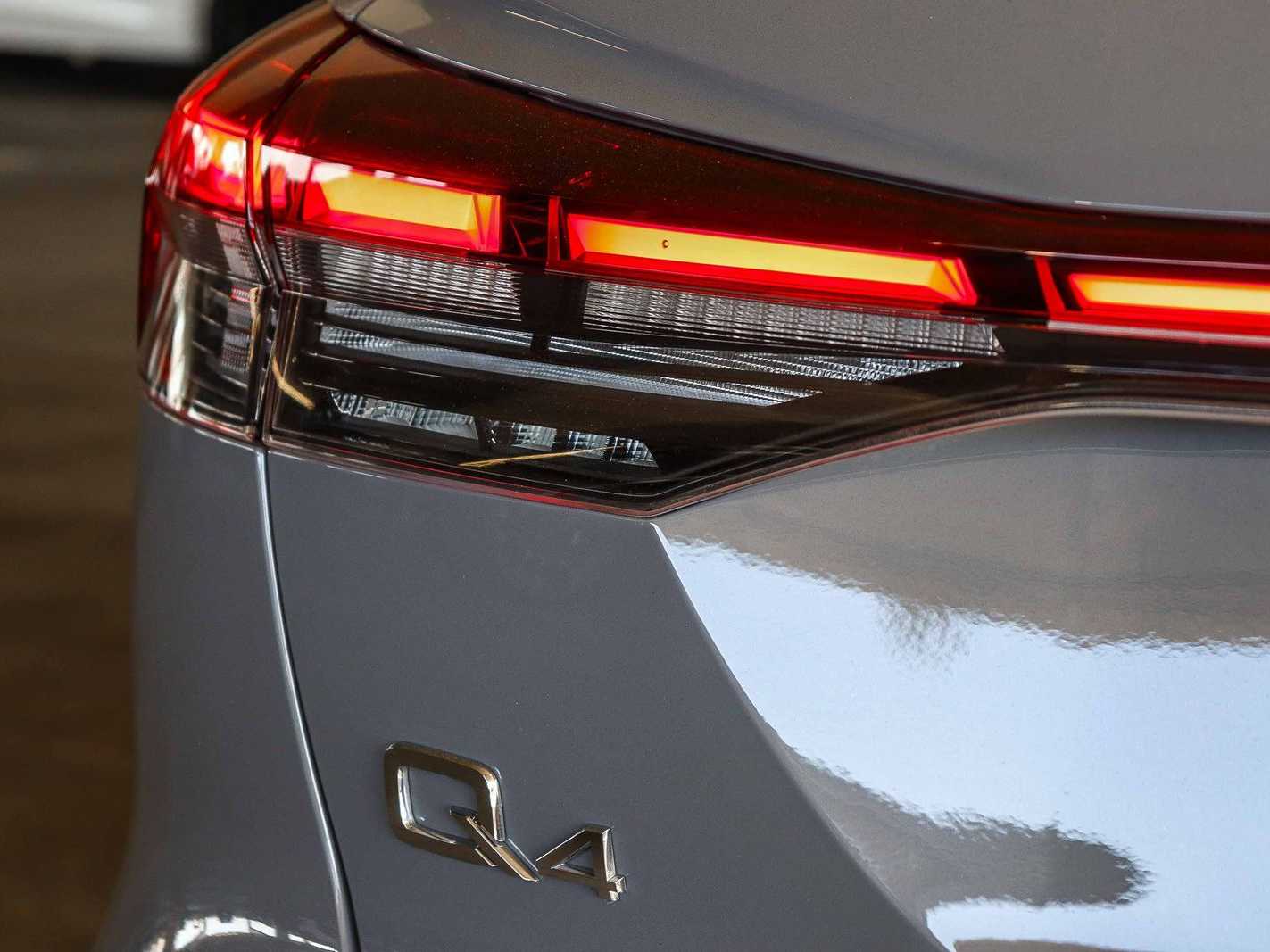 Thumbnail: 2023 Audi Q4 e-tron - 11