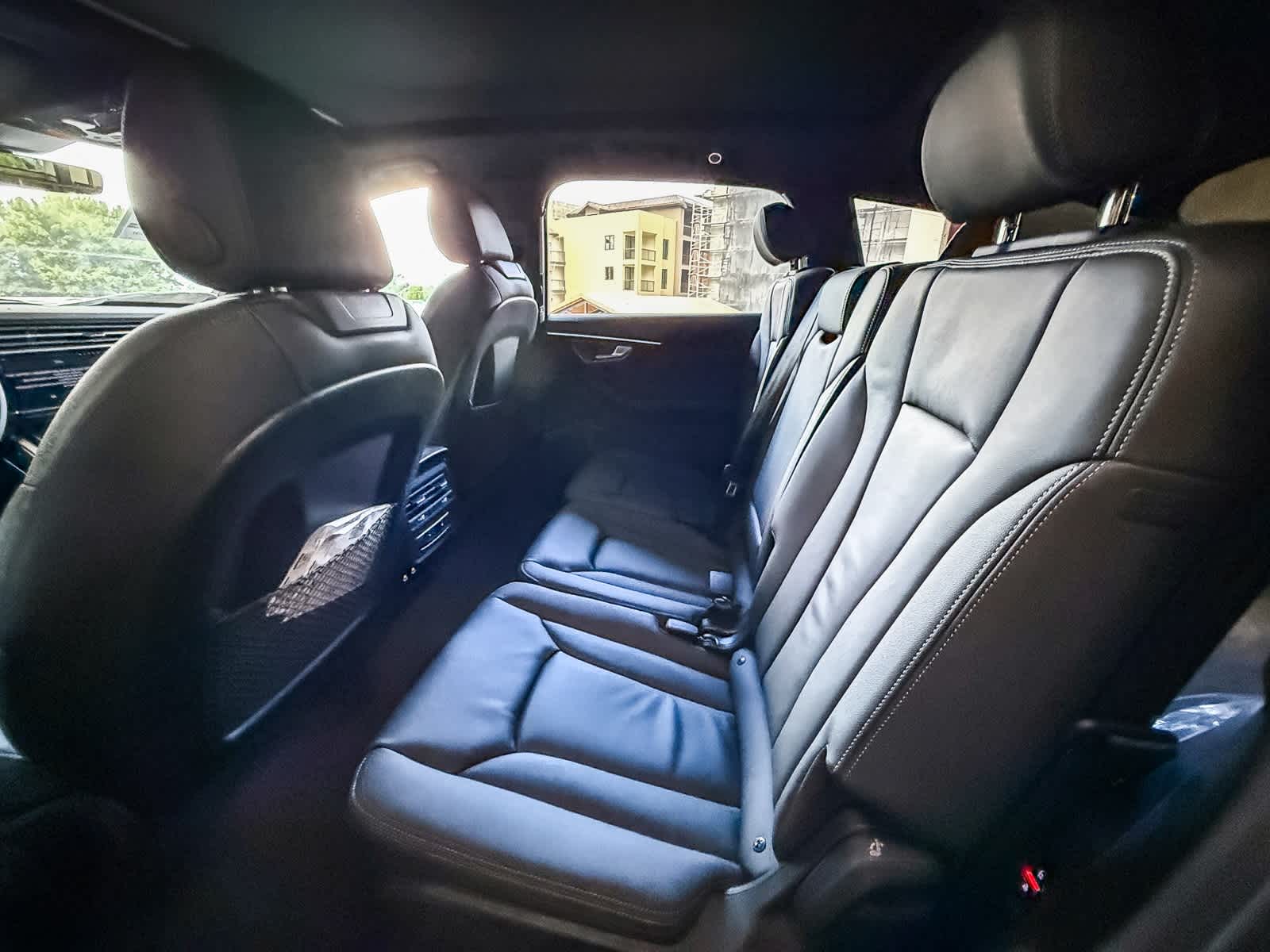 Thumbnail: 2026 Audi Q7 - 18