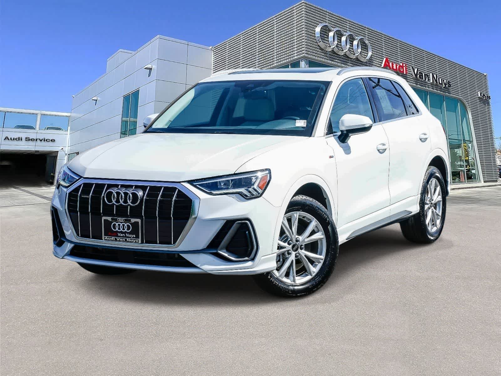Thumbnail: 2025 Audi Q3 - 1