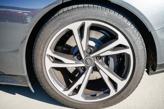 Thumbnail: 2023 Audi e-tron GT - 10