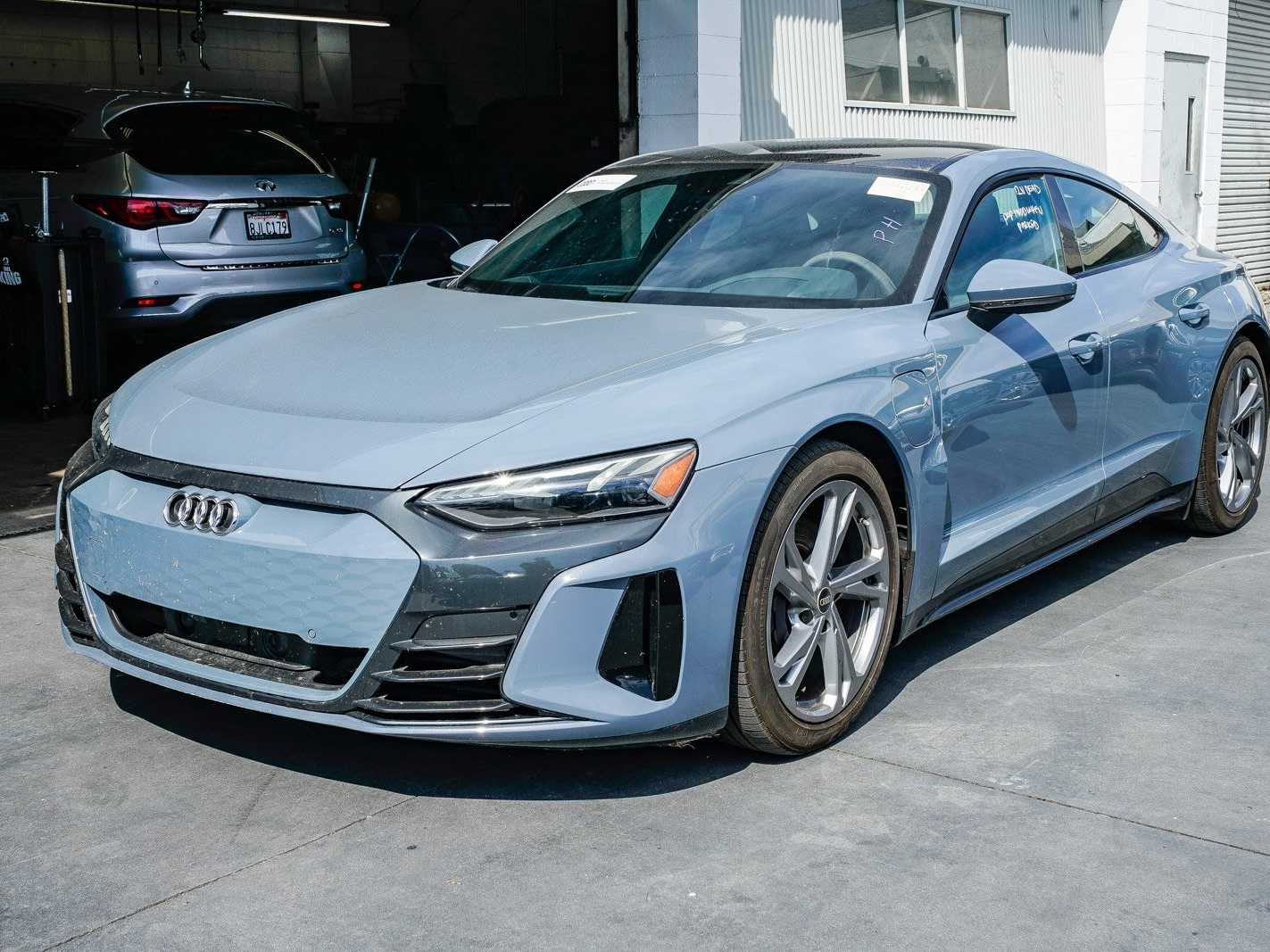 2023 Audi e-tron GT Premium Plus -
                  Sherman Oaks, CA