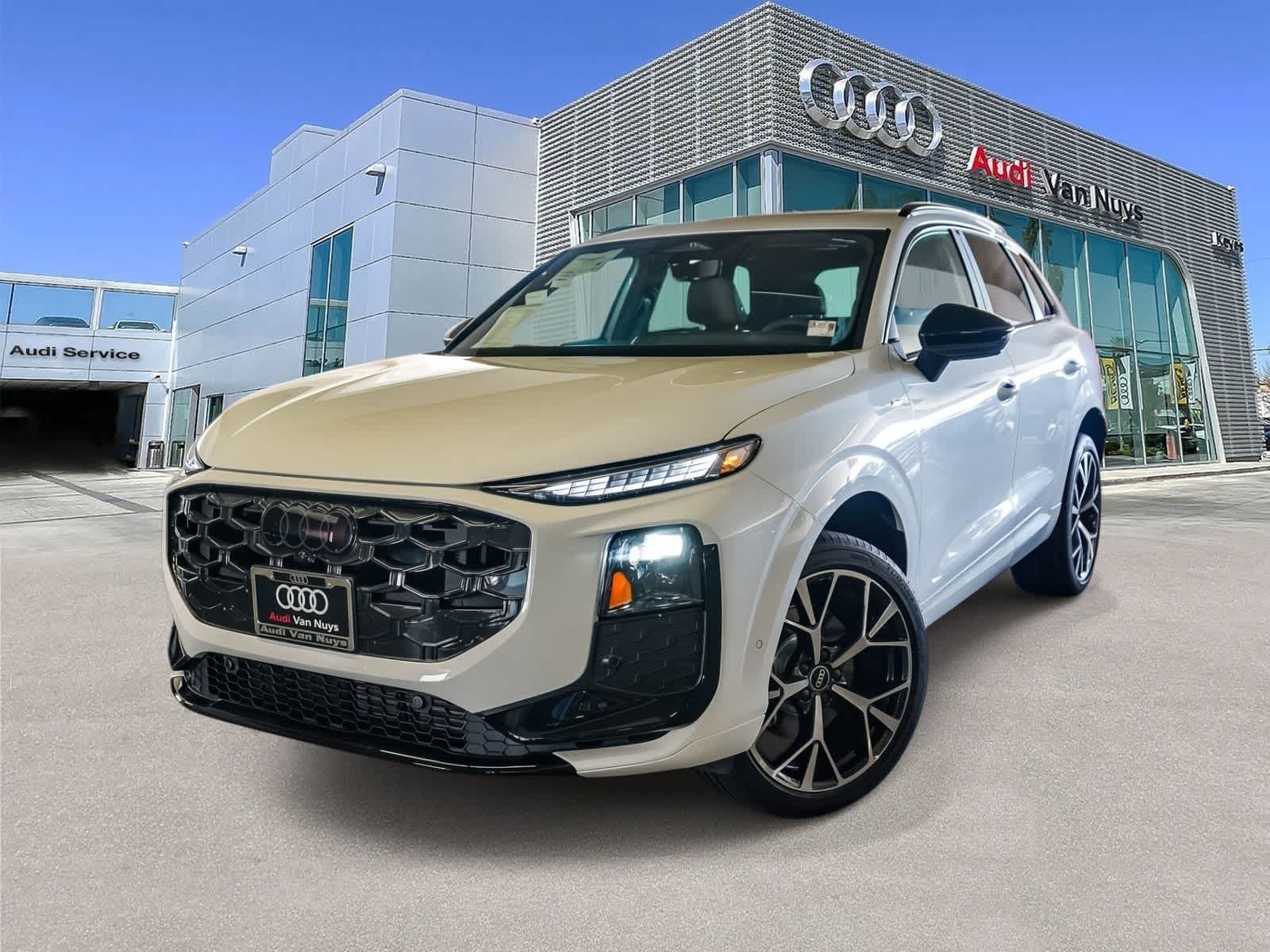Thumbnail: 2026 Audi Q3 - 1