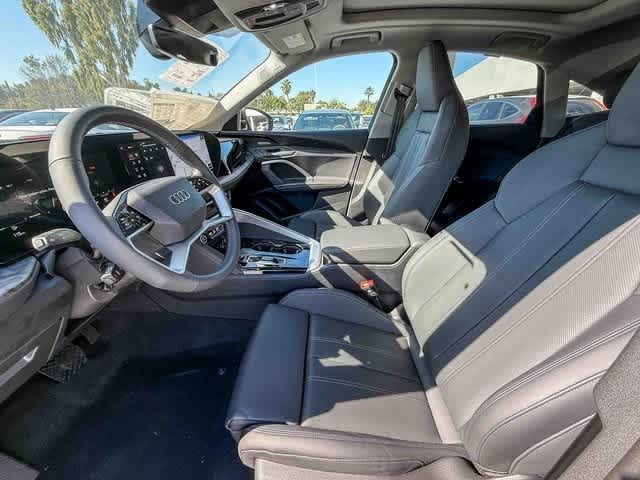 Thumbnail: 2025 Audi Q5 - 19