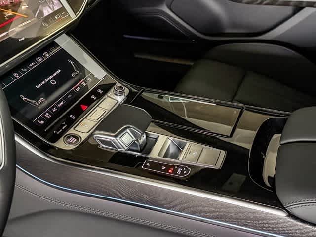 Thumbnail: 2025 Audi A8 - 20