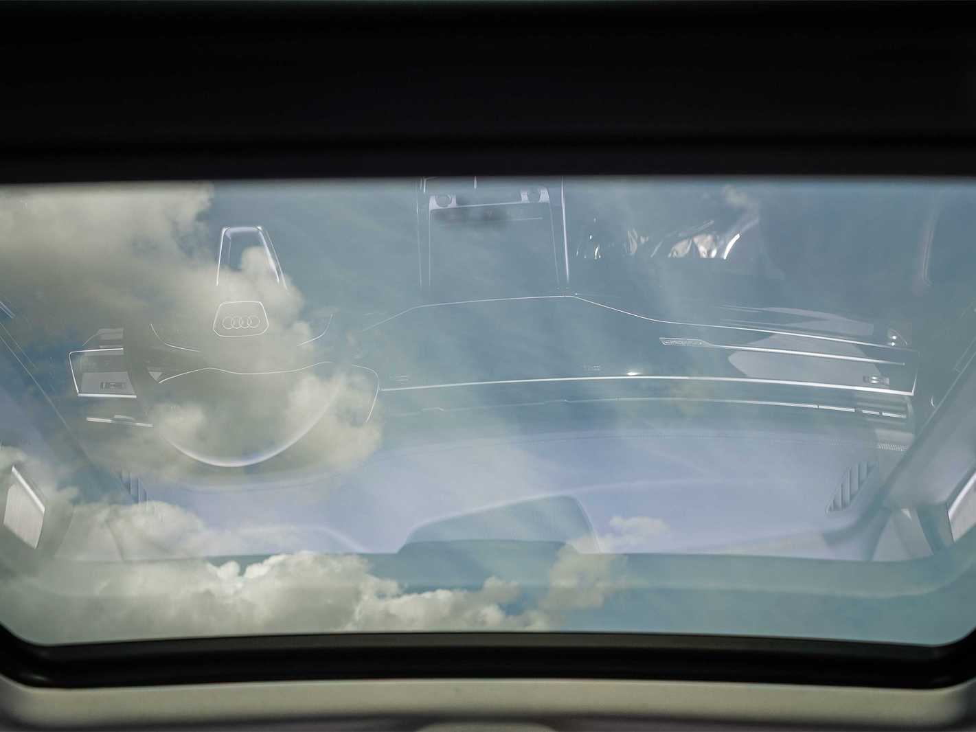 Thumbnail: 2023 Audi Q7 - 11