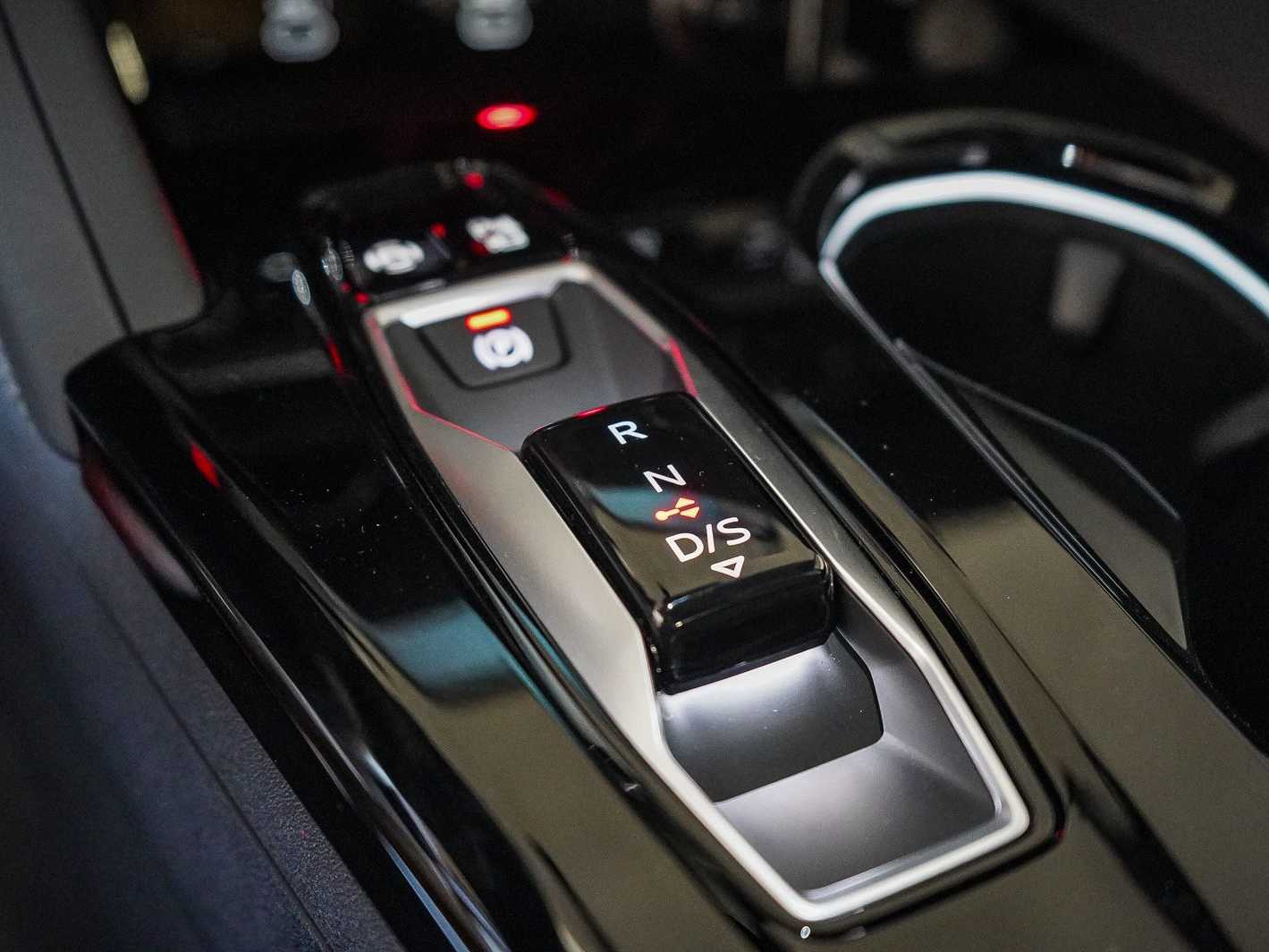 Thumbnail: 2026 Audi Q5 - 25