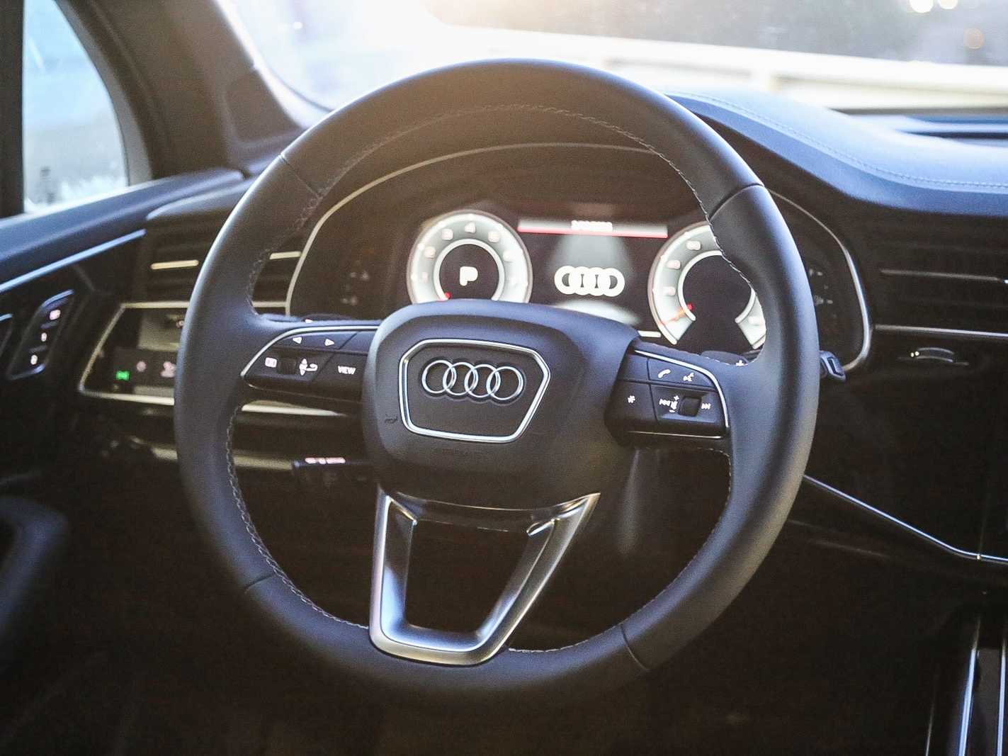 Thumbnail: 2026 Audi Q7 - 14