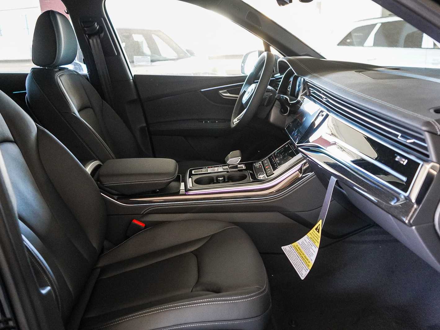 Thumbnail: 2026 Audi Q7 - 17