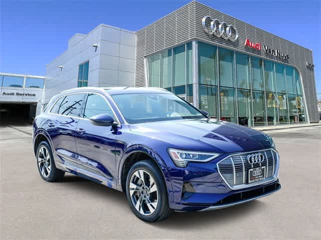 Thumbnail: 2022 Audi e-tron - 5