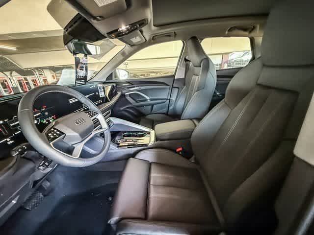 Thumbnail: 2025 Audi Q5 - 19