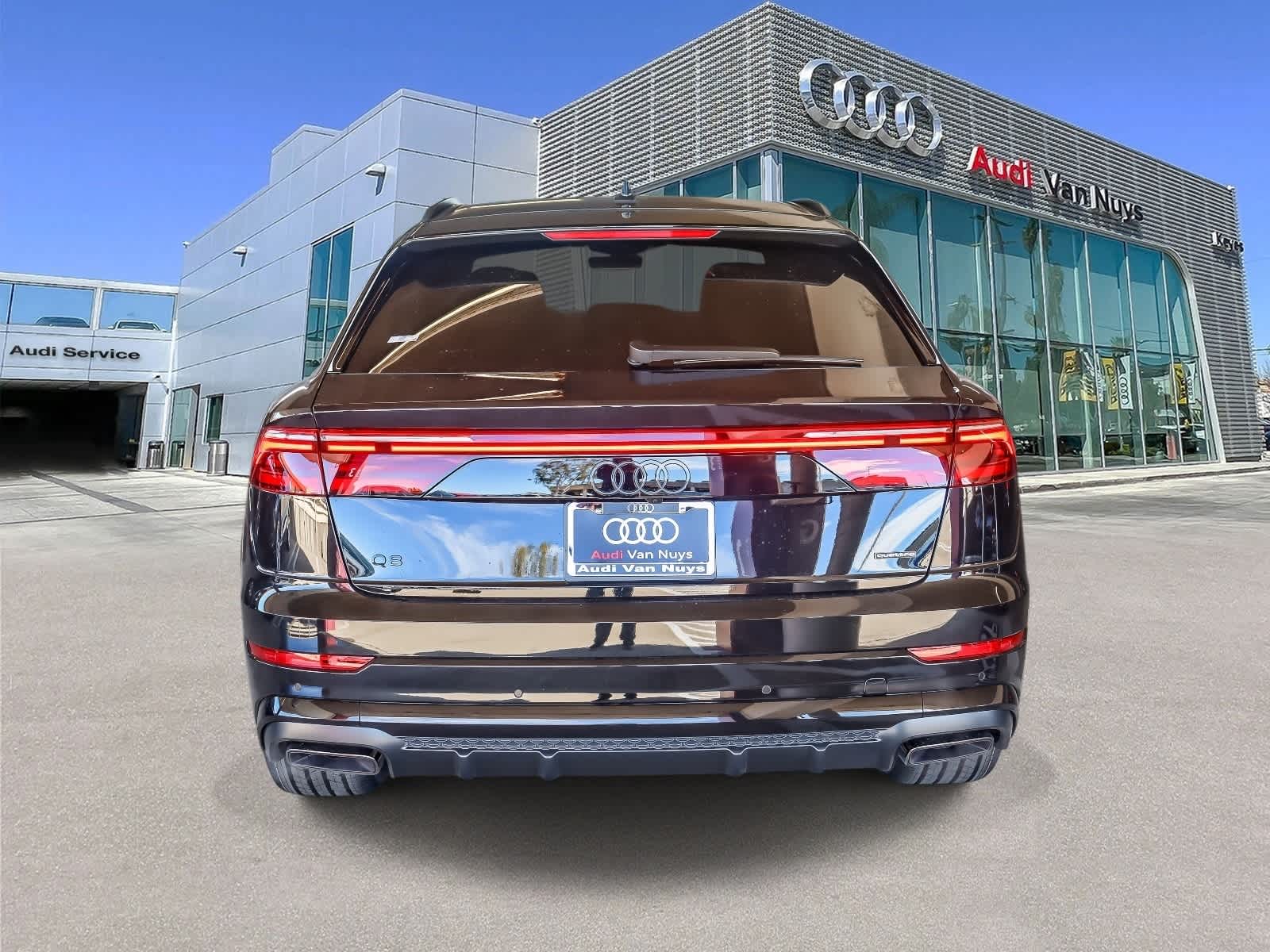 Thumbnail: 2026 Audi Q8 - 5