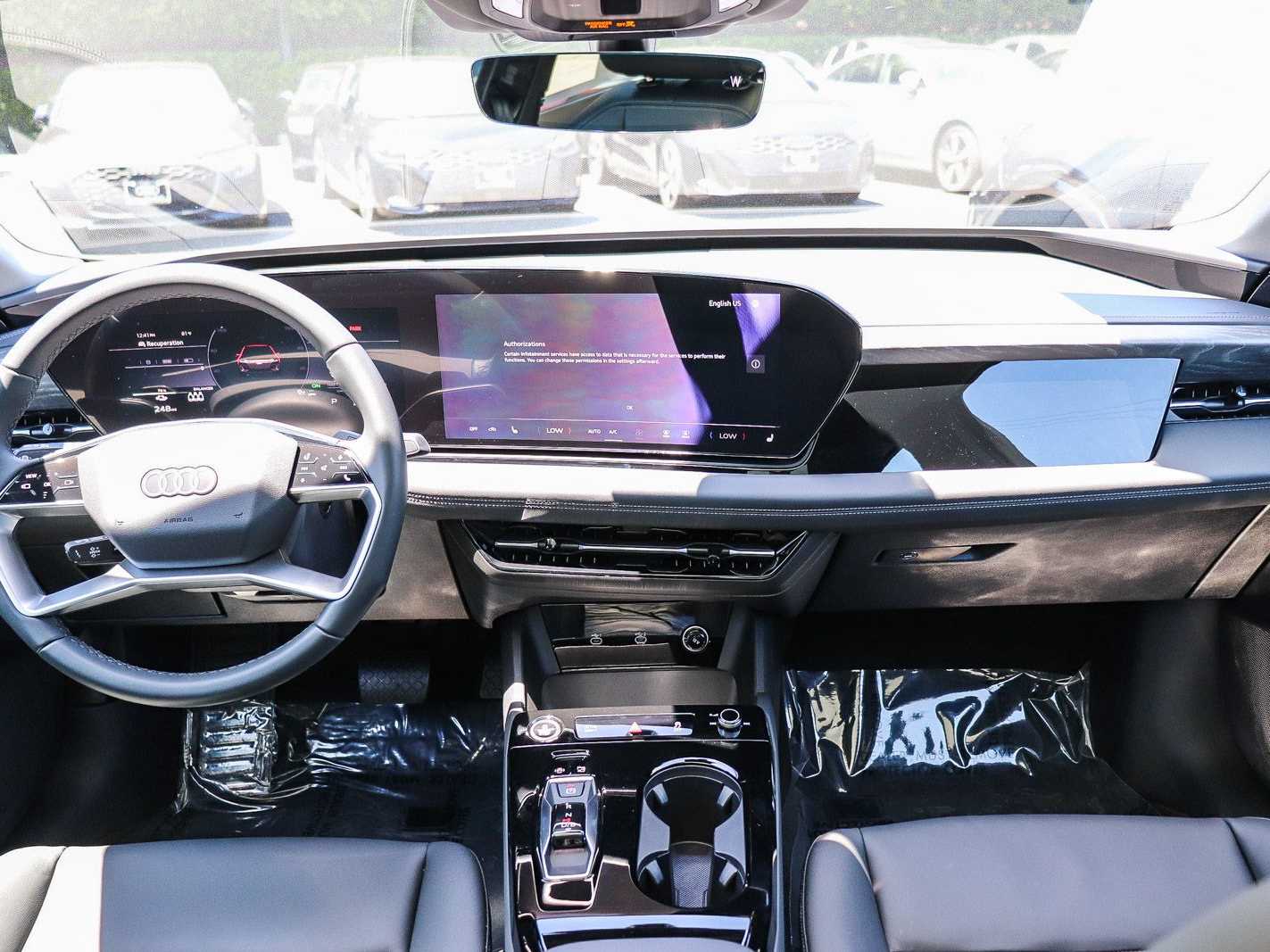 Thumbnail: 2025 Audi e-tron - 11