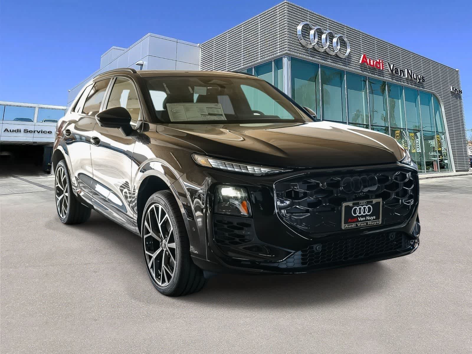 Thumbnail: 2026 Audi Q3 - 3
