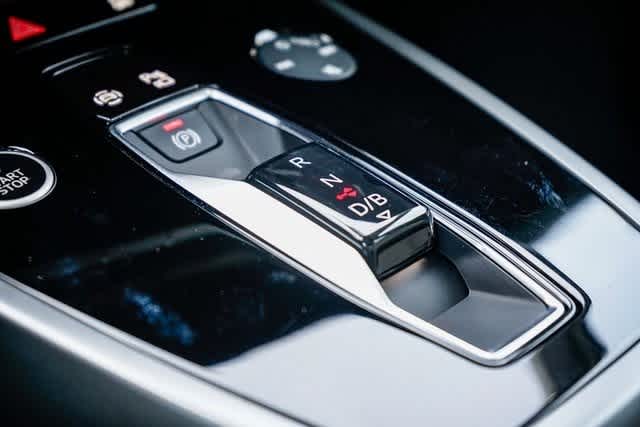 Thumbnail: 2024 Audi Q4 e-tron - 20