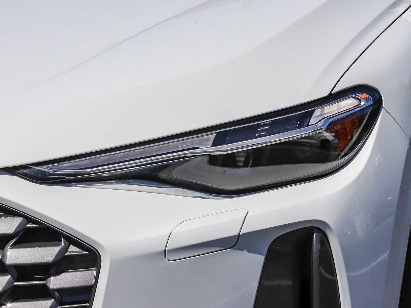 Thumbnail: 2025 Audi Q5 - 7