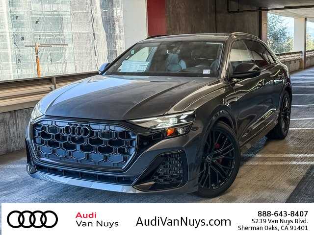 2026 Audi SQ8 Prestige's photo