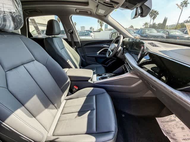 Thumbnail: 2025 Audi Q5 - 17