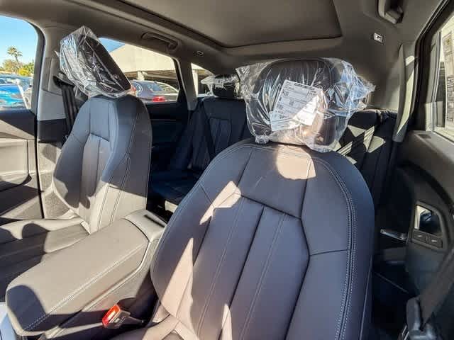 Thumbnail: 2025 Audi Q5 - 26