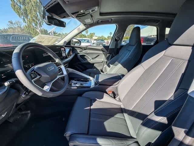 Thumbnail: 2025 Audi Q5 - 19