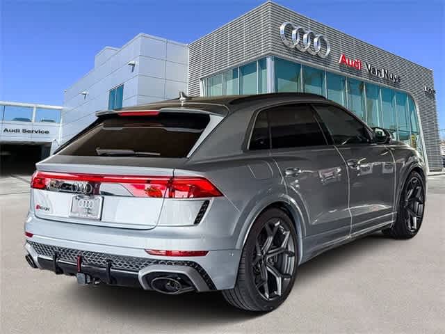 Thumbnail: 2025 Audi RS Q8 - 4