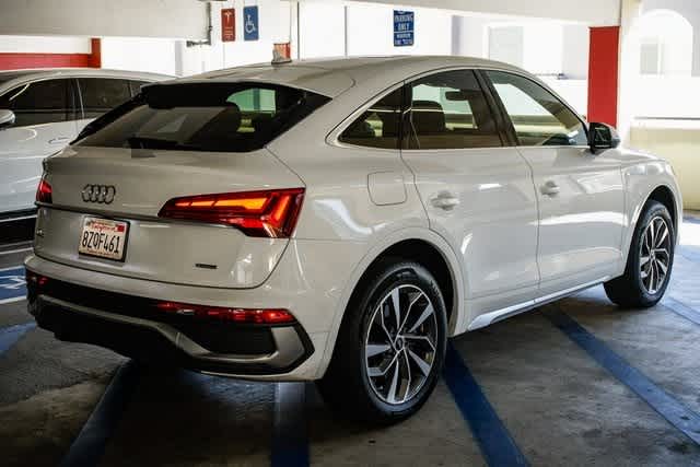 Thumbnail: 2022 Audi Q5 - 4