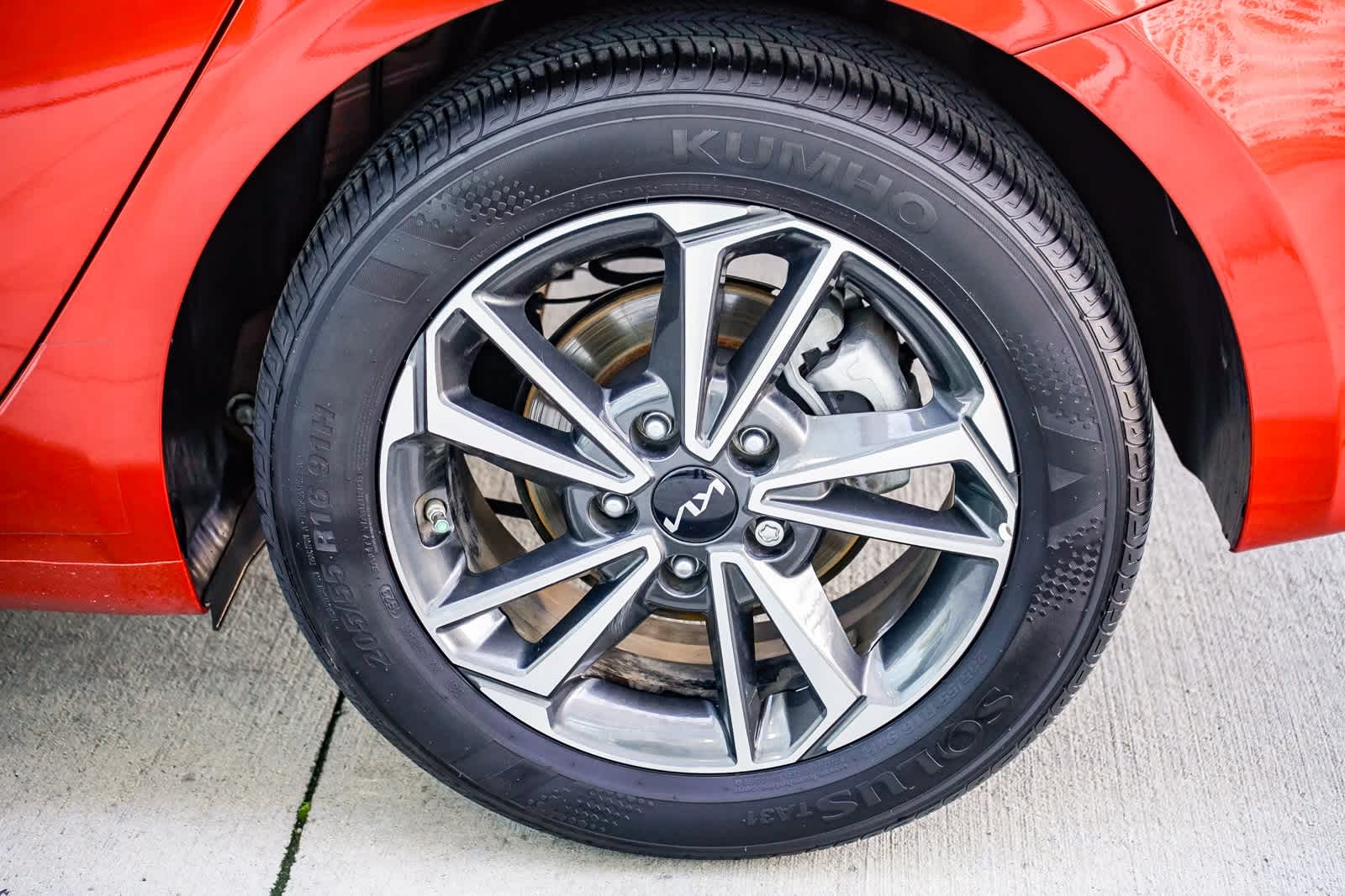 Thumbnail: 2023 Kia Forte - 10