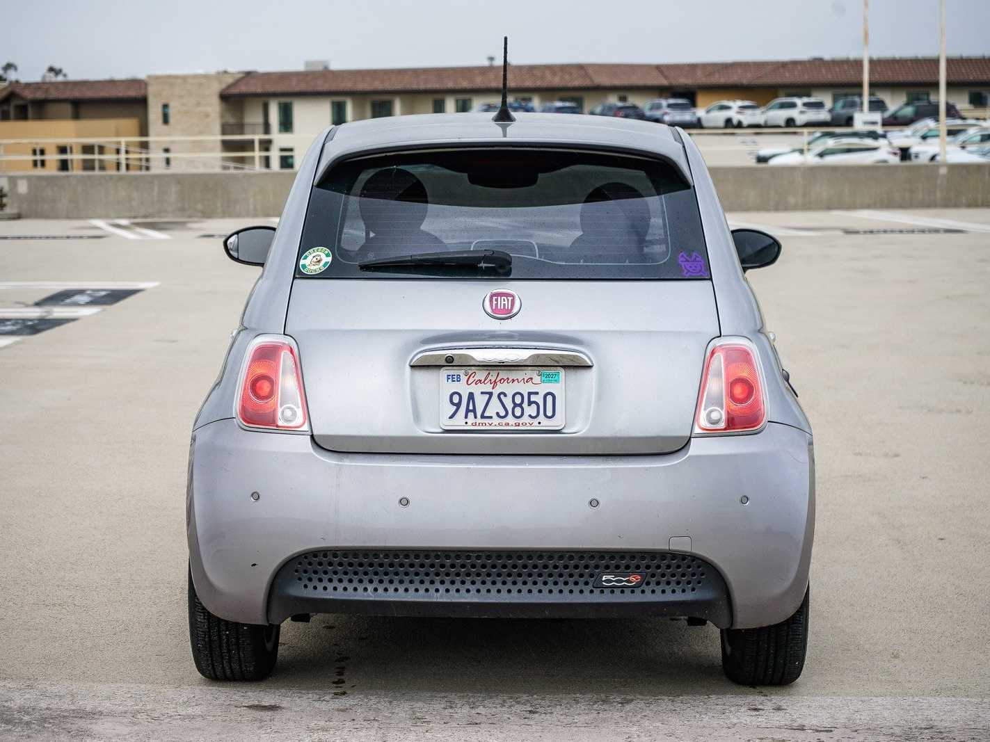 Thumbnail: 2018 Fiat 500e - 3