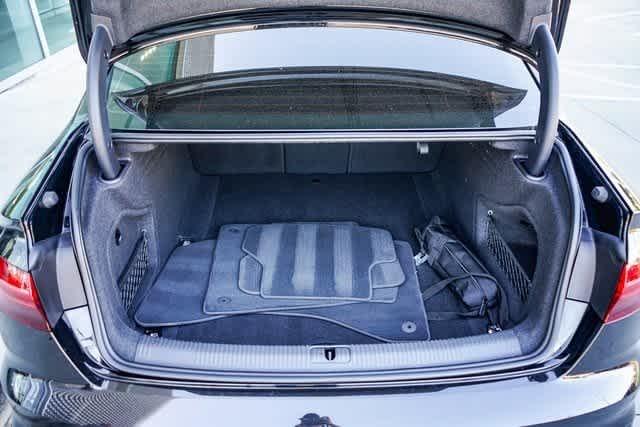 Thumbnail: 2023 Audi S4 - 24