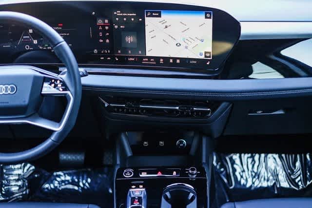 Thumbnail: 2025 Audi Q6 e-tron - 14