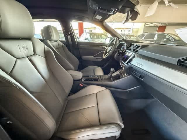 Thumbnail: 2025 Audi Q3 - 17