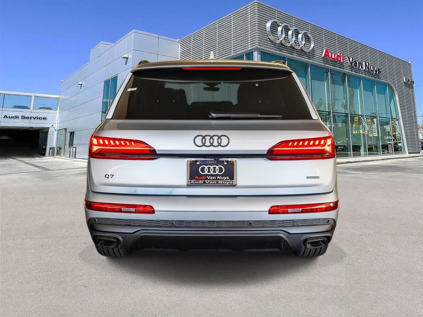 Thumbnail: 2026 Audi Q7 - 5