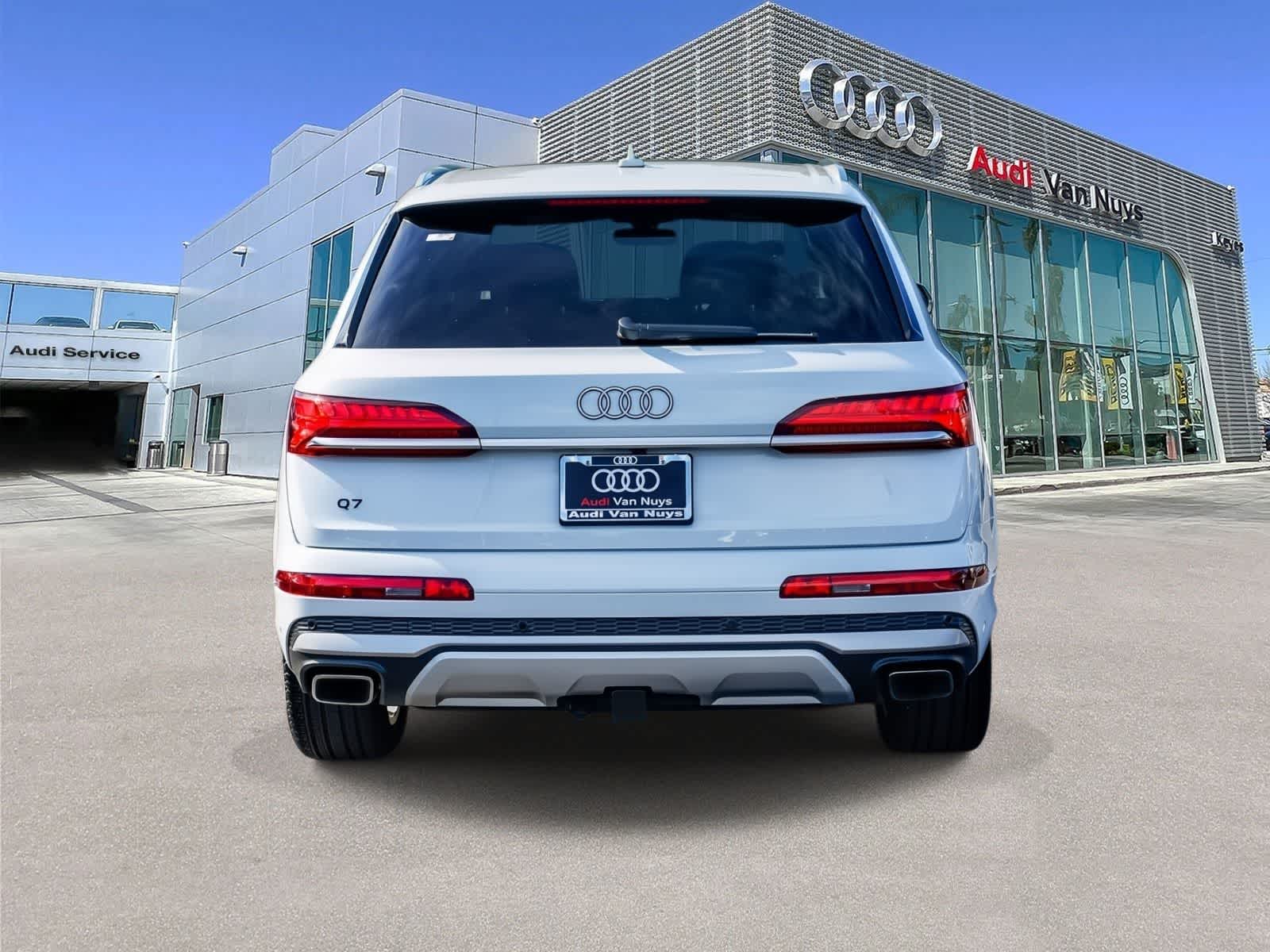 Thumbnail: 2025 Audi Q7 - 3