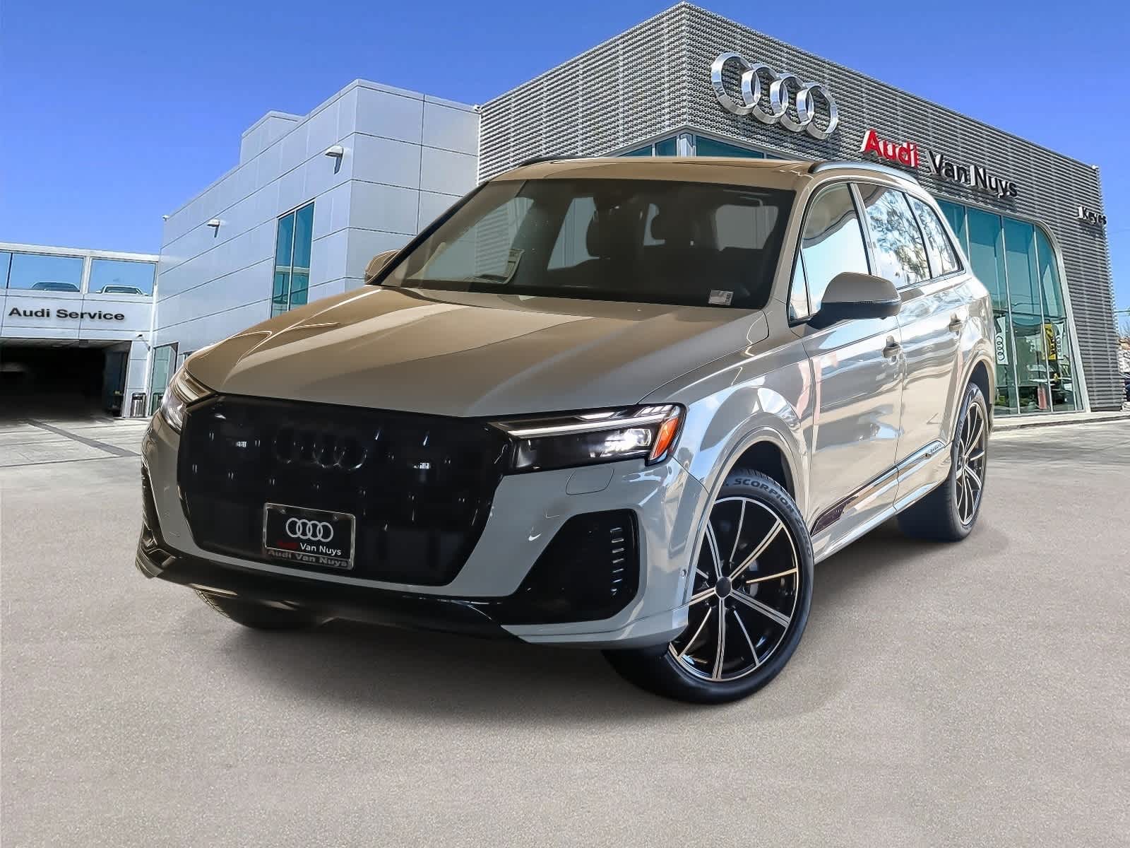 Thumbnail: 2026 Audi Q7 - 1