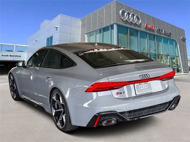 Thumbnail: 2025 Audi RS 7 - 6