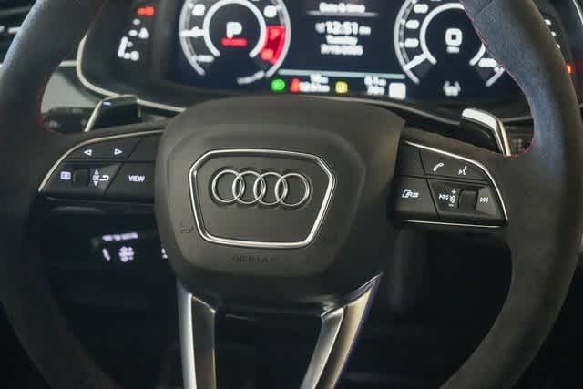 Thumbnail: 2025 Audi RS Q8 - 23