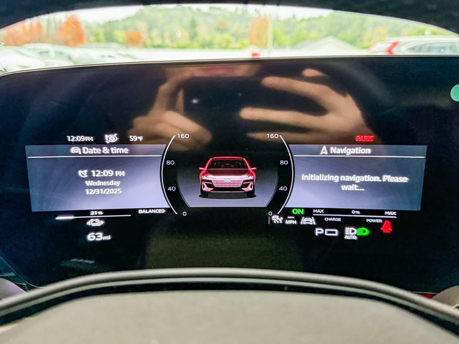 Thumbnail: 2025 Audi e-tron S - 23