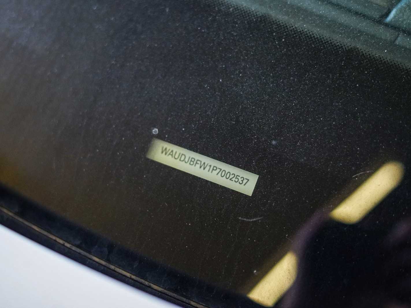 Thumbnail: 2023 Audi e-tron GT - 12